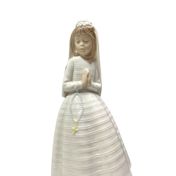 Retired Nao by Lladro Spain Porcelain Figurine # 236 Girl Praying Communion EPC! - Picture 2 of 7